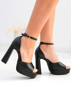 Bliss-1 by Liliana – Shoefad Stylish Comfortable Women’s Sandals Black